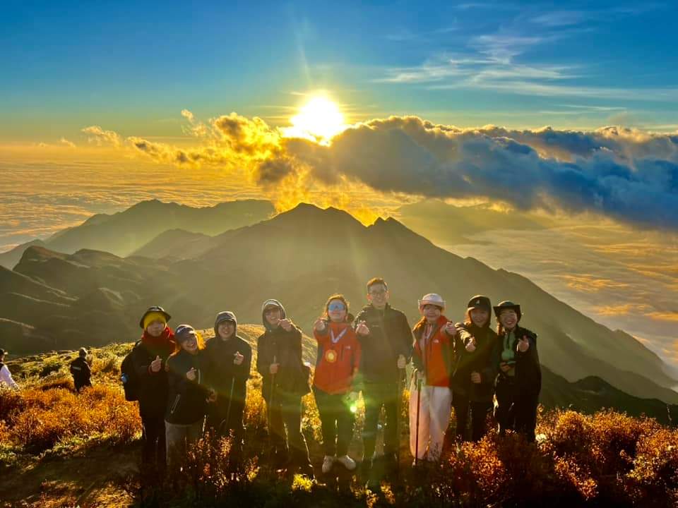 Cung leo núi Tà Tao 