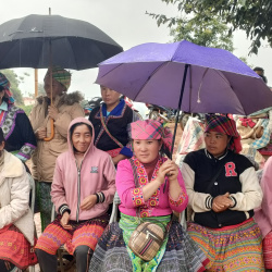 Dự án GREAT 2 làm việc với Hợp tác xã Nậm Nghẹp để tìm hiểu nhu cầu phát triển du lịch địa phương