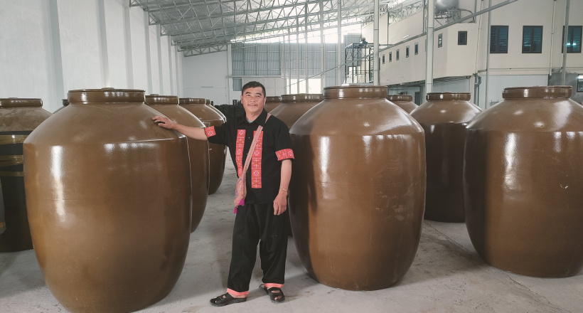 Rượu Sơn Tra - linh khí đất trời Nậm Nghiệp