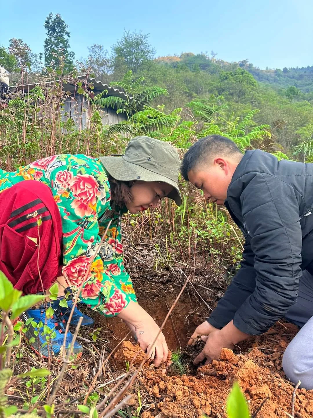 Tour leo núi Tà Tao – Lựa chọn hoàn hảo cho team building công ty